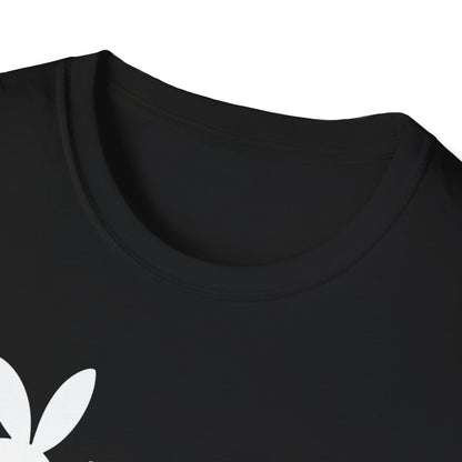 Camiseta Básica "YAKKO" Logo Conejo | Playera Unisex Minimalista Negra | Estilo Urbano Casual