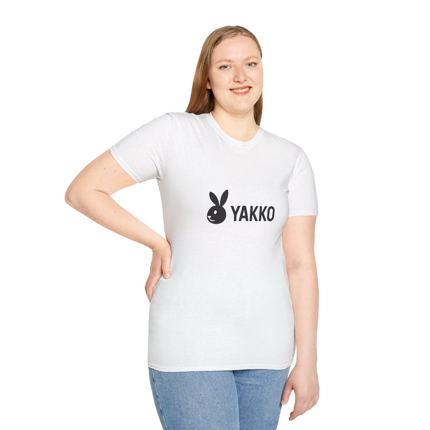 Camiseta "YAKKO" Logo Minimalista | Playera Blanca Unisex | Conejo Estilizado | Básico Esencial Casual